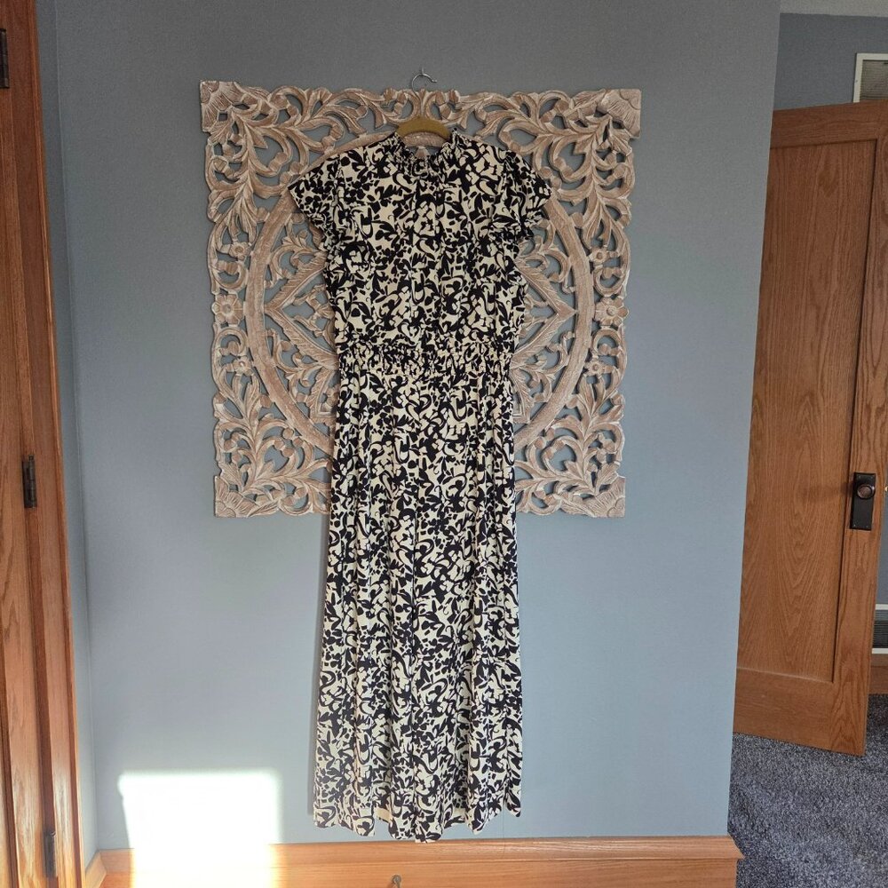 1.State Cream and Black Floral Jumpsuit with high neck. Size XL